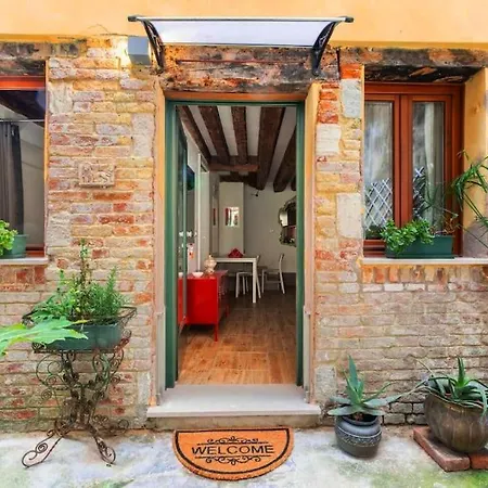 Ca 3 Leoni - Romantic House In The Heart Of Venice Exterior photo