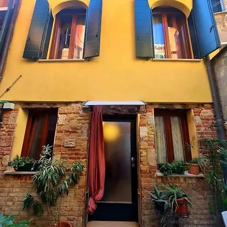 Ca 3 Leoni - Romantic House In The Heart Of Venice Exterior photo