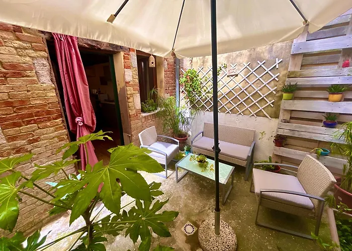 Ca 3 Leoni - Romantic House In The Heart Of Venice