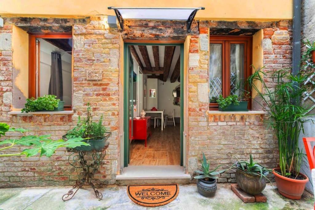 Ca 3 Leoni - Romantic House In The Heart Of Ferienhaus *